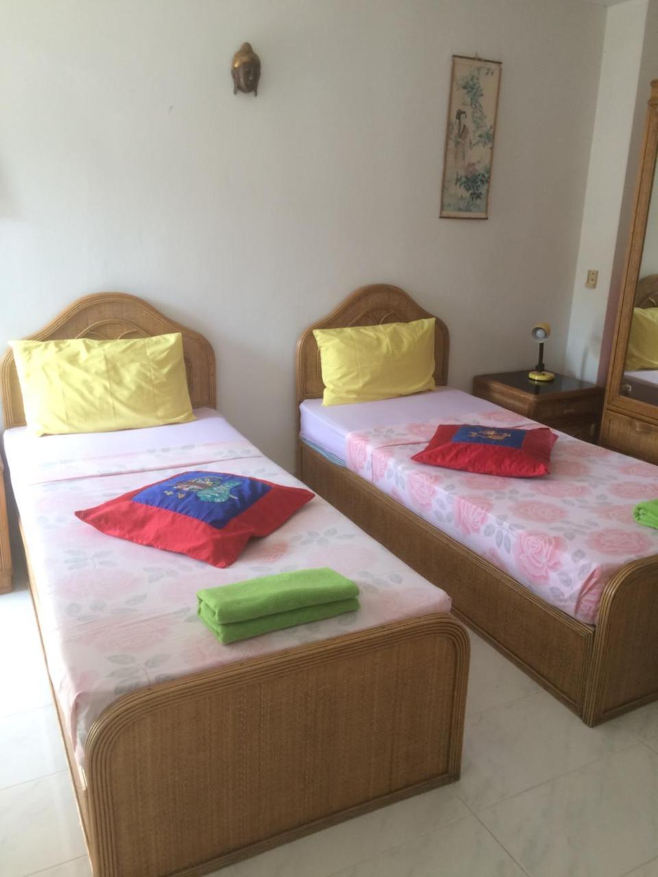 View Talay 1B Apartments Pattaya Exterior photo